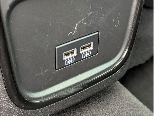 2022 Chrysler 300 S