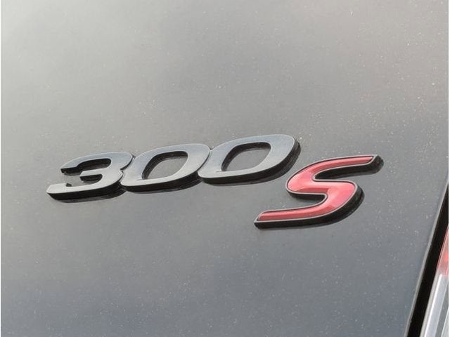 2022 Chrysler 300 S