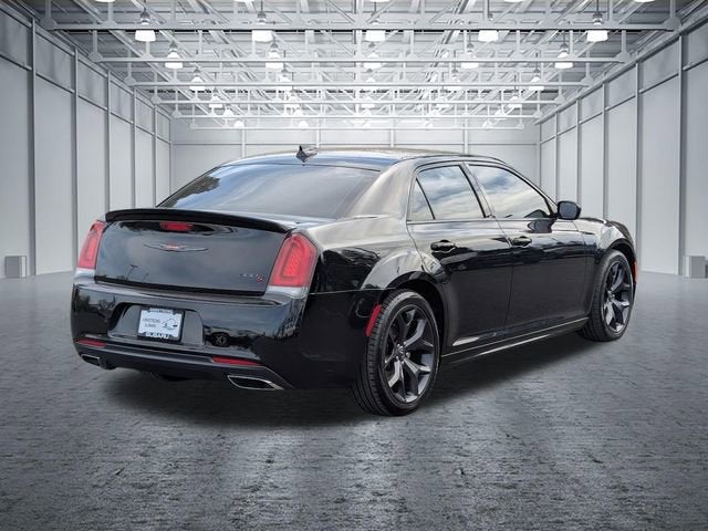2022 Chrysler 300 S