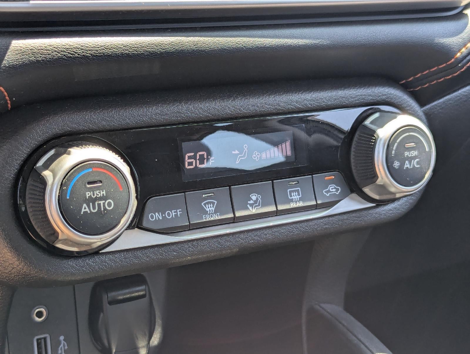 2020 Nissan Versa SR