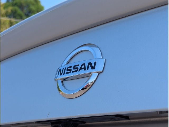 2020 Nissan Versa SR
