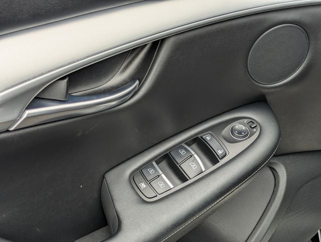 2019 INFINITI QX50 LUXE