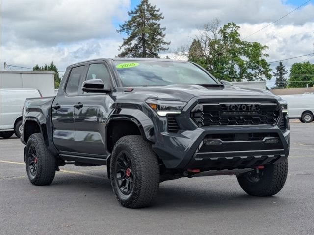 2025 Toyota Tacoma Hybrid TRD Pro