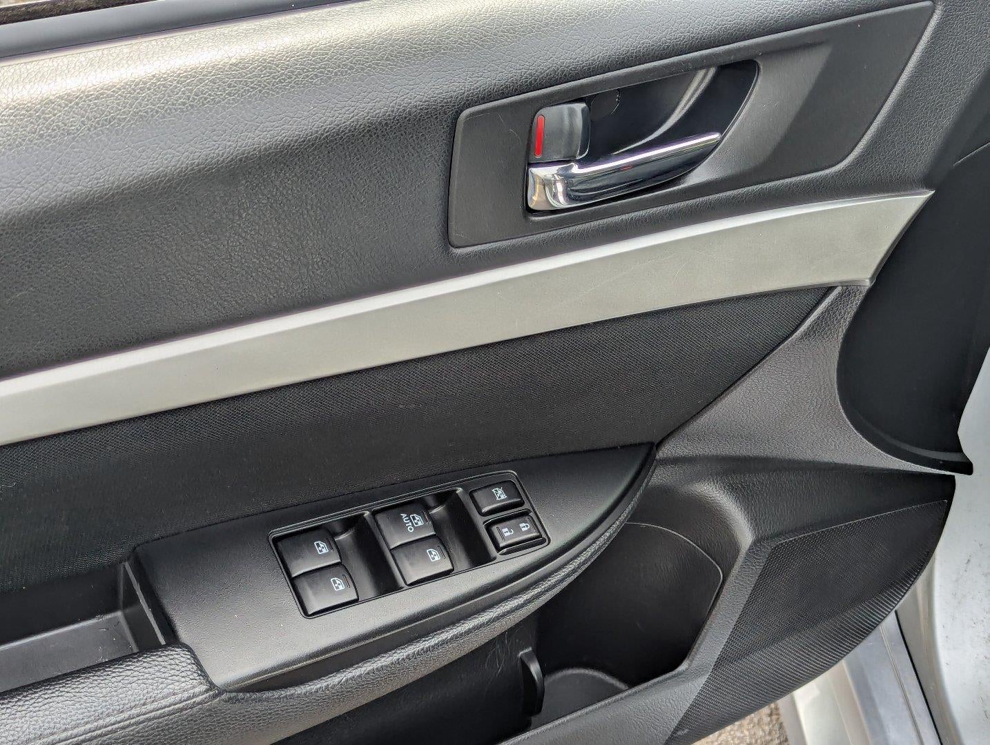 2013 Subaru Legacy 2.5i Premium