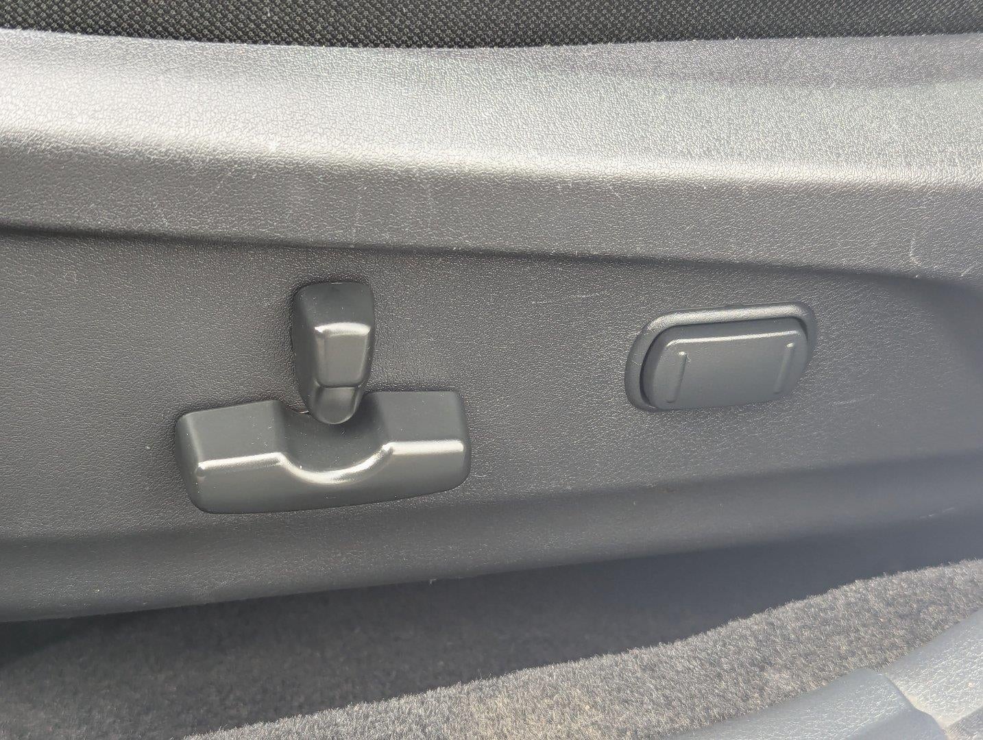 2013 Subaru Legacy 2.5i Premium