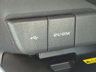 2022 Toyota Camry Hybrid XLE