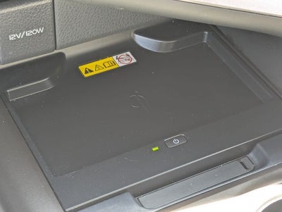 2022 Toyota Camry Hybrid XLE