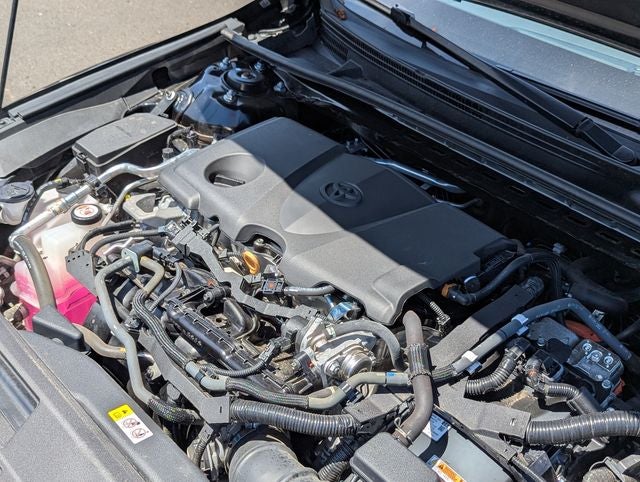 2022 Toyota Camry Hybrid XLE
