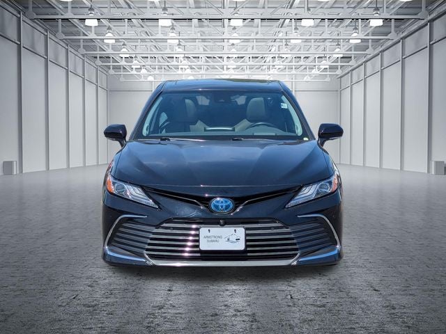 2022 Toyota Camry Hybrid XLE