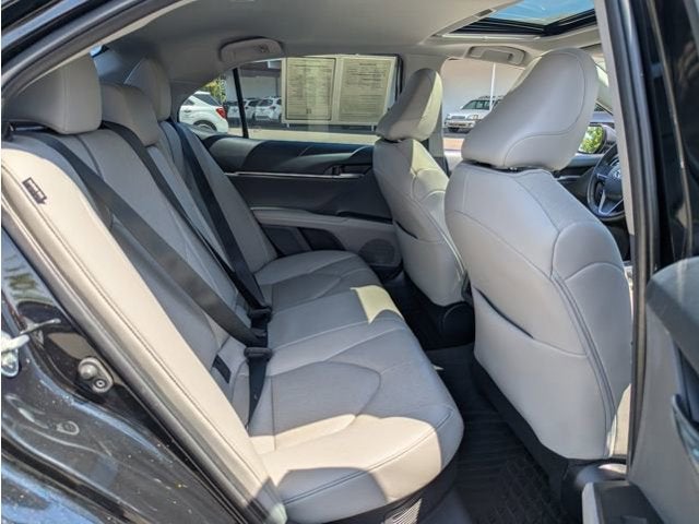 2022 Toyota Camry Hybrid XLE