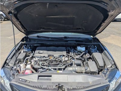 2022 Toyota Camry Hybrid XLE