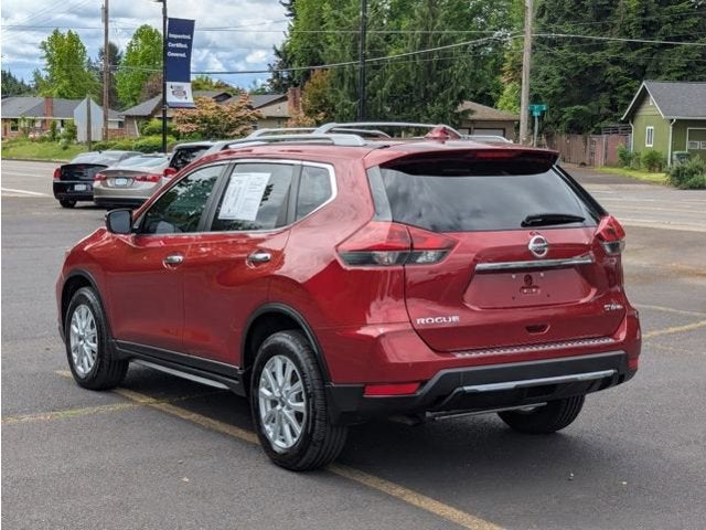 2018 Nissan Rogue SV