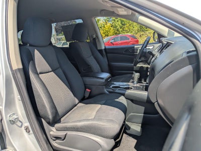 2019 Nissan Pathfinder SV