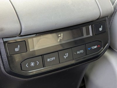 2024 Toyota Highlander Hybrid Platinum