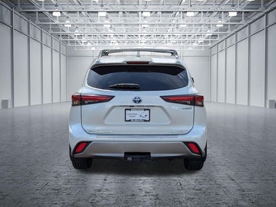 2024 Toyota Highlander Hybrid Platinum
