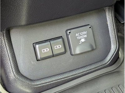 2024 Toyota Highlander Hybrid Platinum