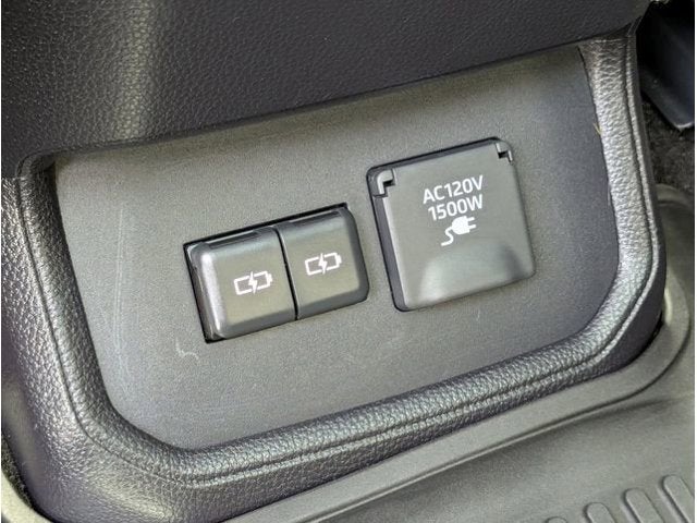 2024 Toyota Highlander Hybrid Platinum