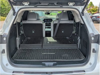 2024 Toyota Highlander Hybrid Platinum