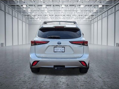 2024 Toyota Highlander Hybrid Platinum