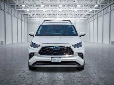 2024 Toyota Highlander Hybrid Platinum