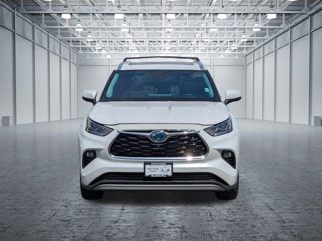 2024 Toyota Highlander Hybrid Platinum