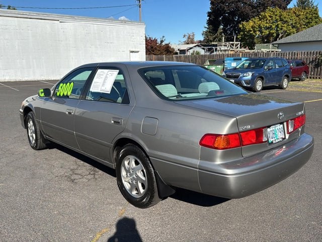 2000 Toyota Camry LE