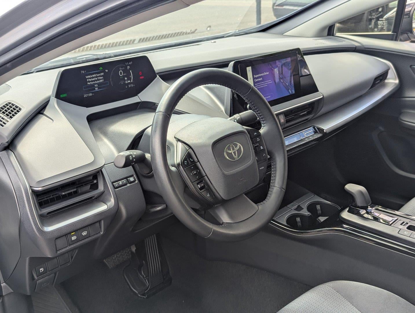 2025 Toyota Prius LE
