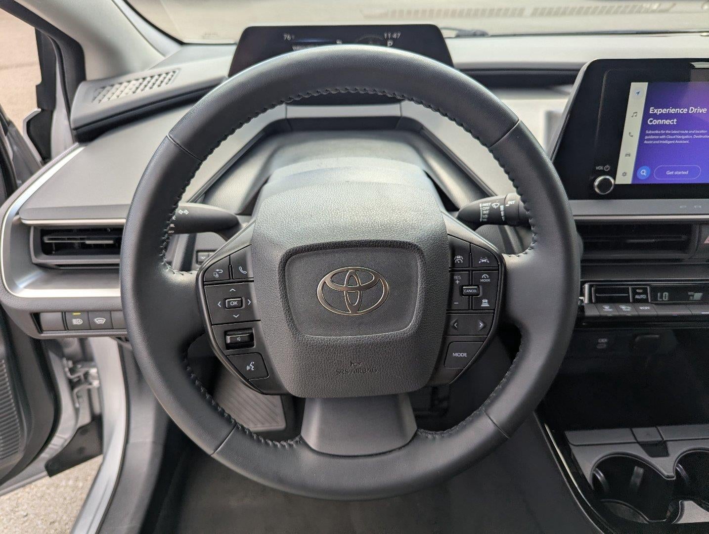 2025 Toyota Prius LE