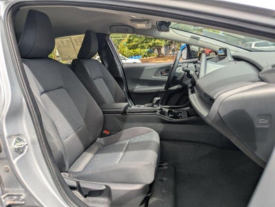 2025 Toyota Prius LE