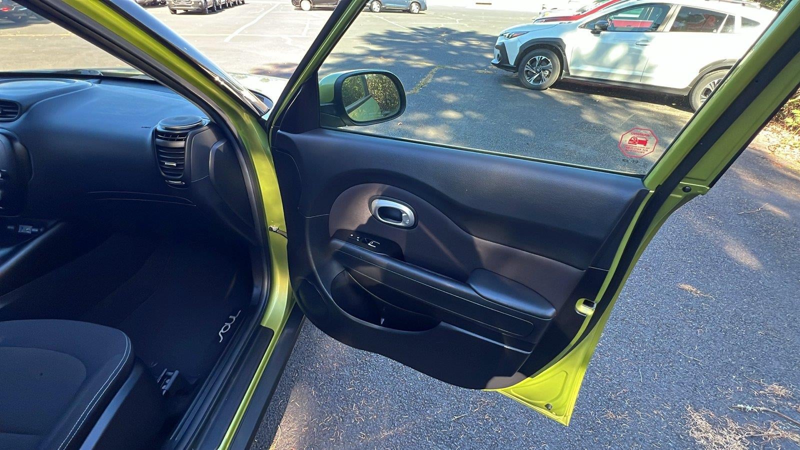 2017 Kia Soul Base