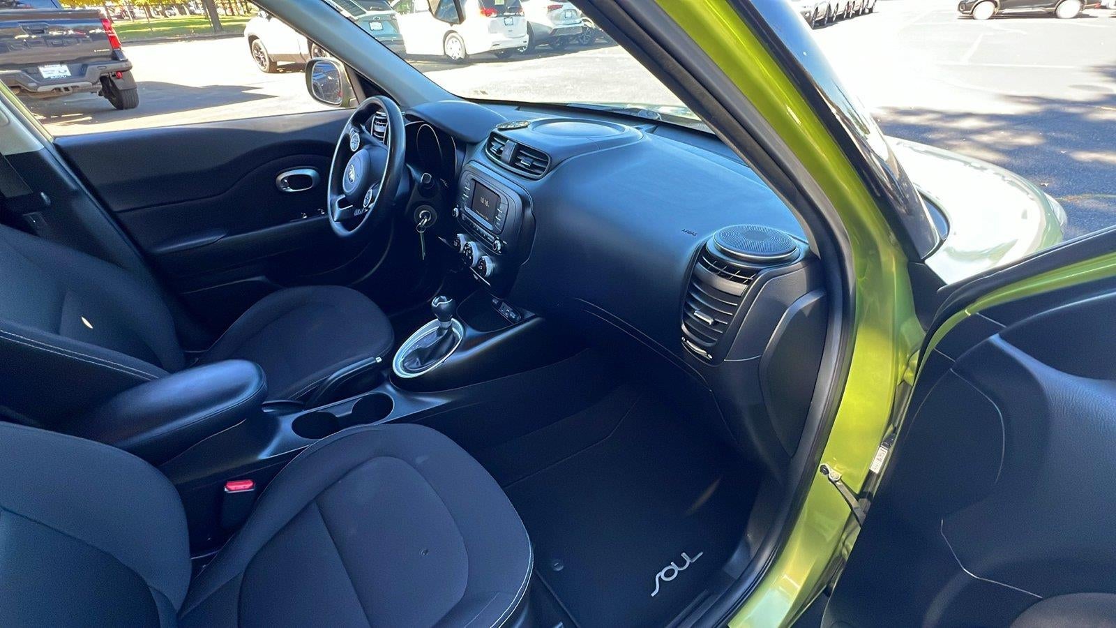 2017 Kia Soul Base