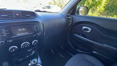 2017 Kia Soul Base