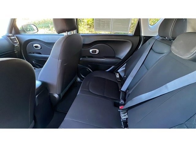2017 Kia Soul Base