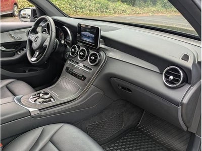 2019 Mercedes-Benz GLC 300 SUV